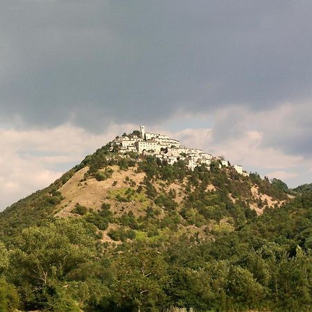 Labro Albergo Diffuso Crispolti חדר תמונה