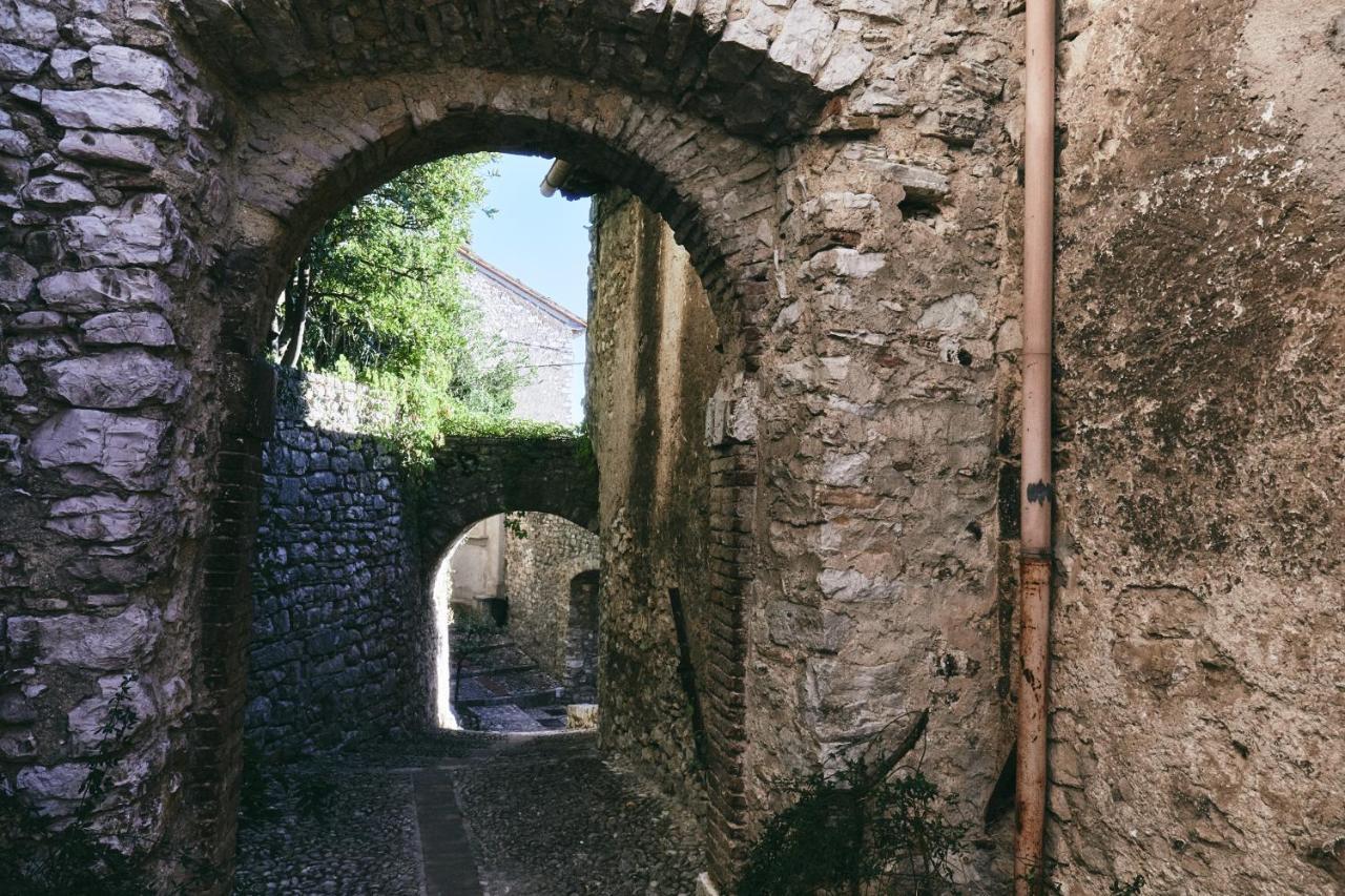 Labro Albergo Diffuso Crispolti מראה חיצוני תמונה